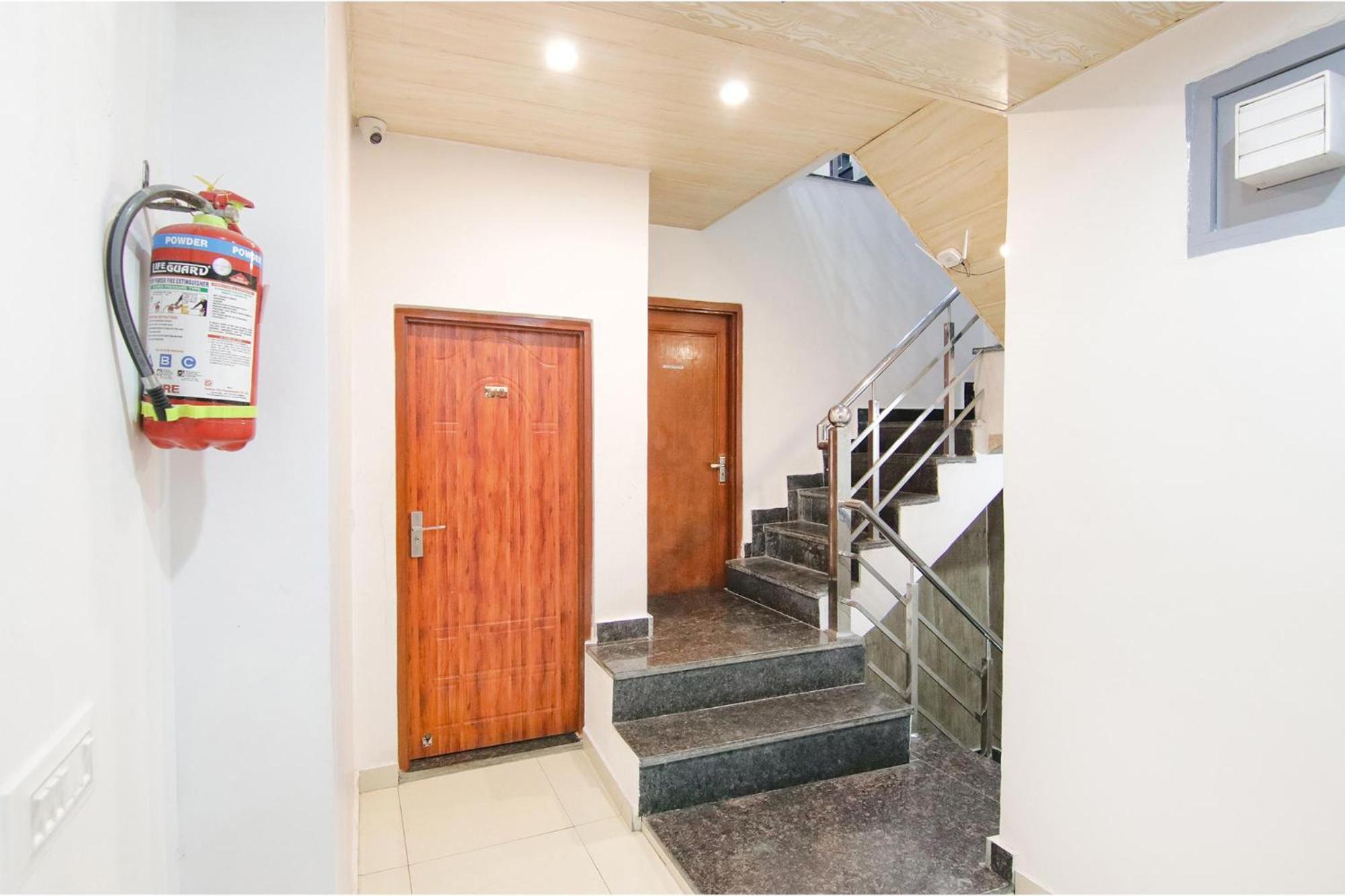Fabexpress Kalsia Homestay - Nr Radha Krishna Mandir Mussoorie Exterior photo