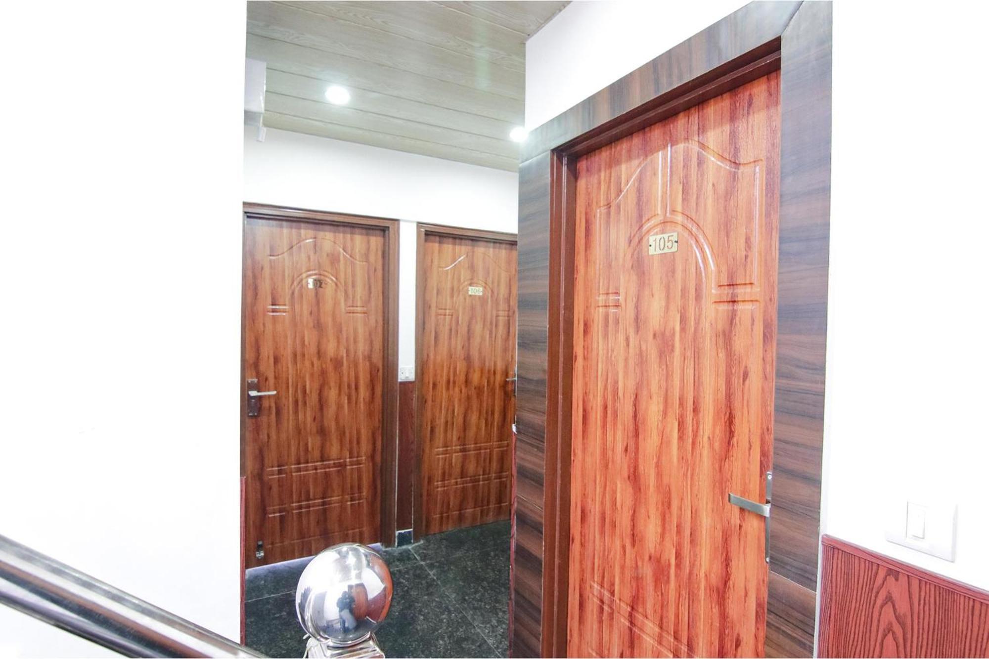 Fabexpress Kalsia Homestay - Nr Radha Krishna Mandir Mussoorie Exterior photo