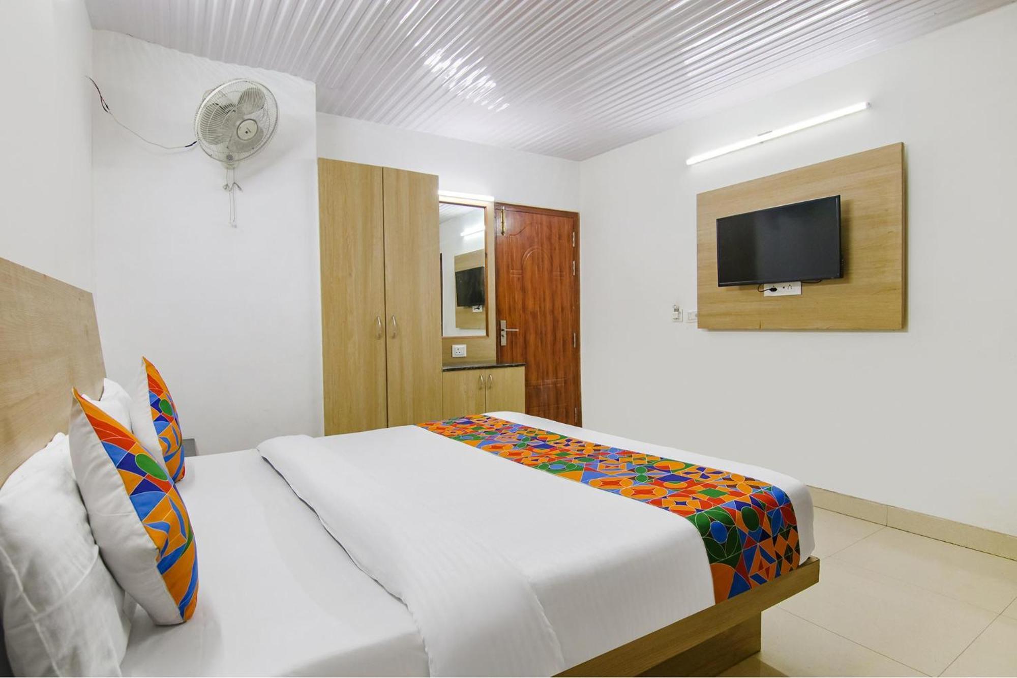 Fabexpress Kalsia Homestay - Nr Radha Krishna Mandir Mussoorie Exterior photo