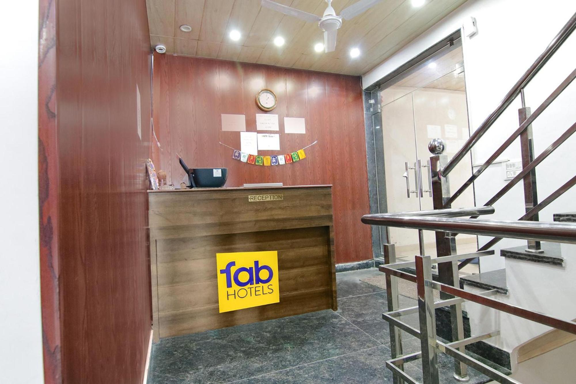 Fabexpress Kalsia Homestay - Nr Radha Krishna Mandir Mussoorie Exterior photo